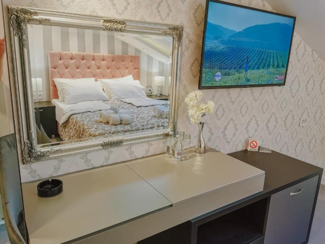 Deluxe Single room