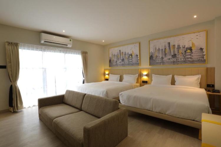 Standard Family room