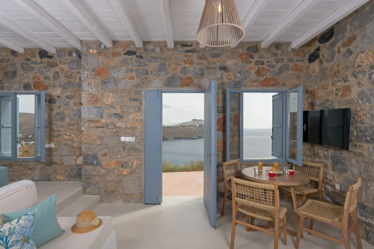Nisides Suites