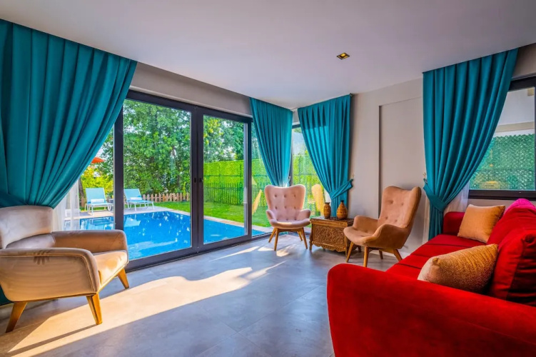 Lilly Villa 2