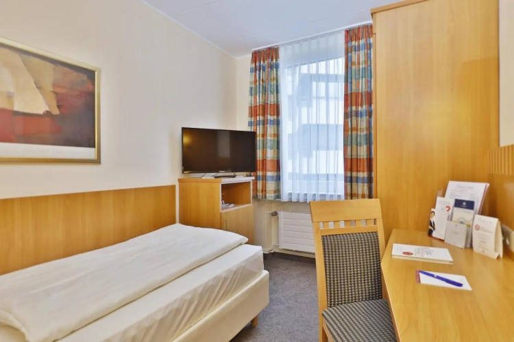 Best Western Central