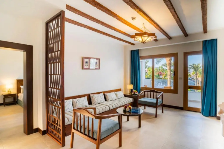 Club Reef Resort