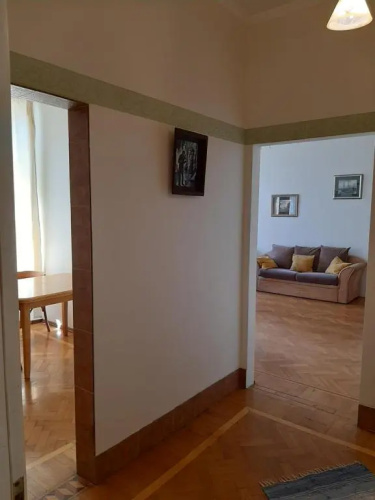 Apartment on Hretska 26/28