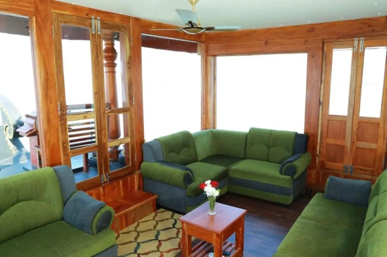 Standard Family room