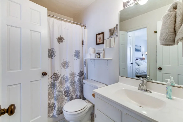 Lakefront Moneta Home w/ Community Dock!