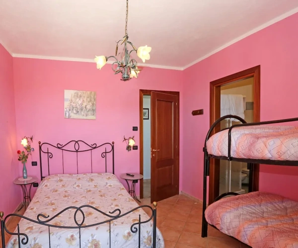 Standard Triple room with balcony