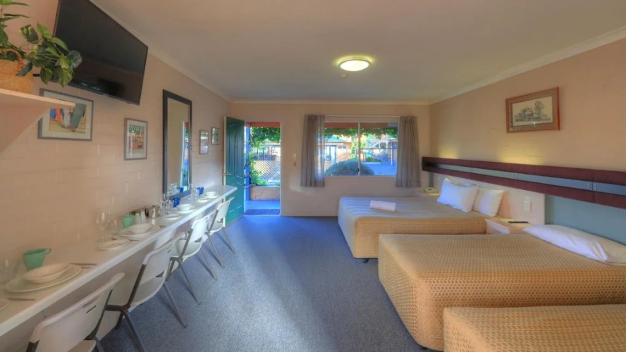 Quadruple Suite