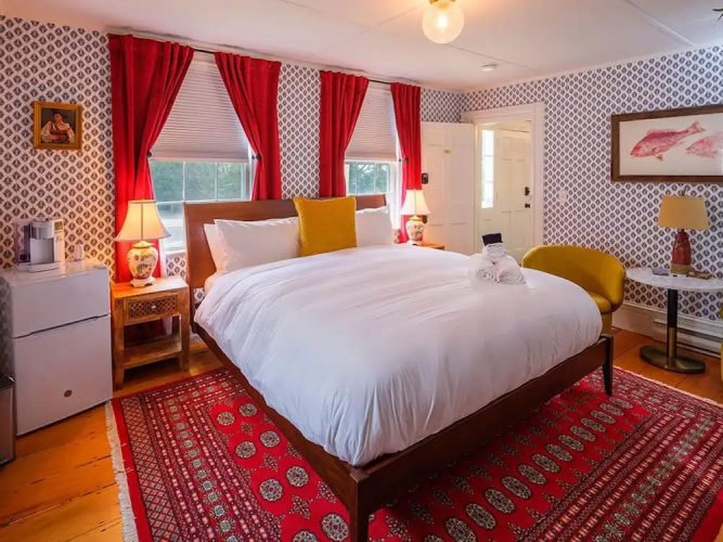 Sally Webster Inn