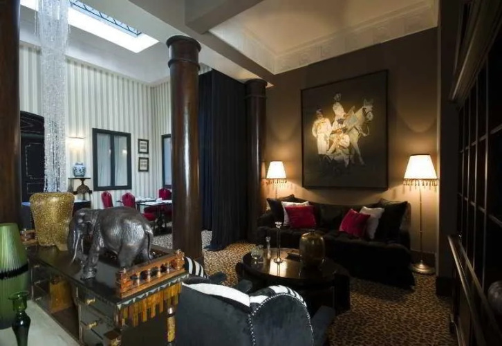 Riad Omarine