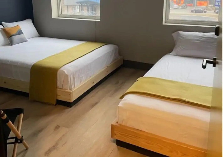 Standard Triple room