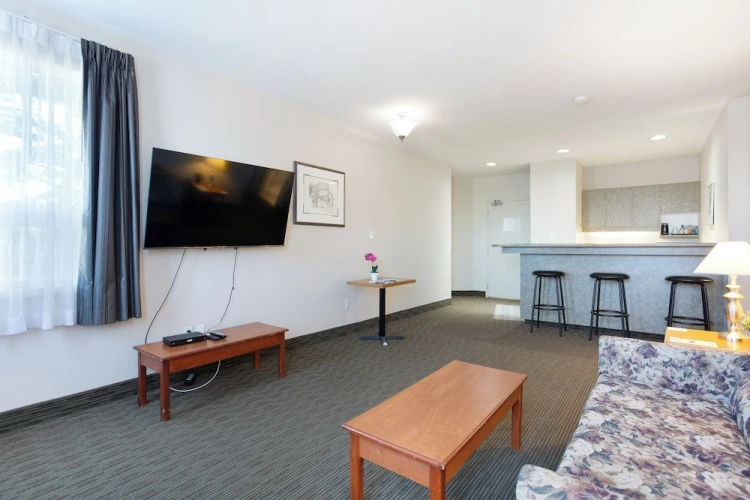 1 Bedroom Deluxe Double Suite