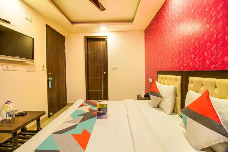 FabHotel TP Suites