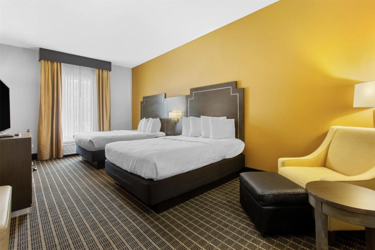 Standard Quadruple room