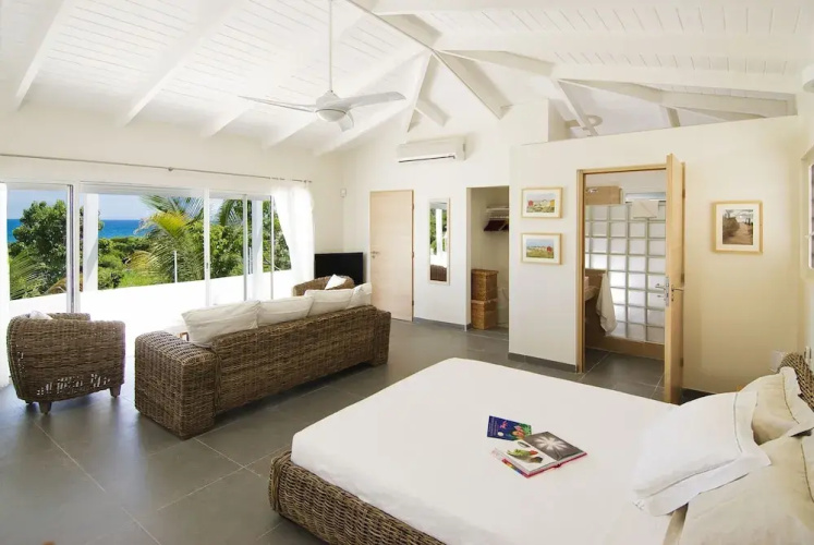 Alizee by Island Properties Online