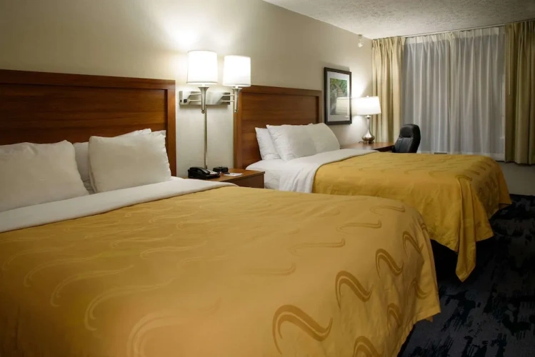 Standard Quadruple room with balcony