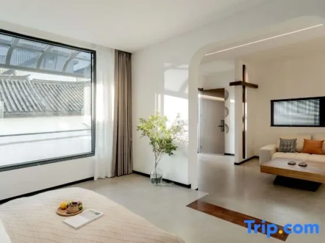 Deluxe Family Suite with sea view