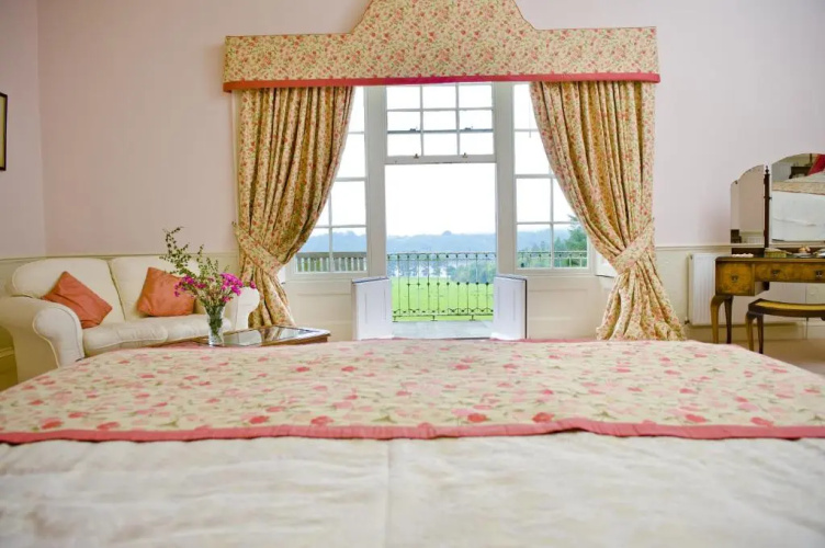 Boulston Manor