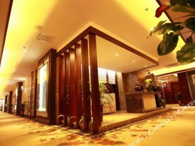 Jinding Lido Hotel