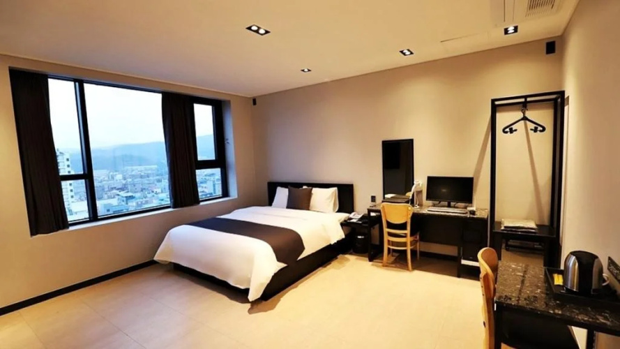Dongducheon Hotel The Gray