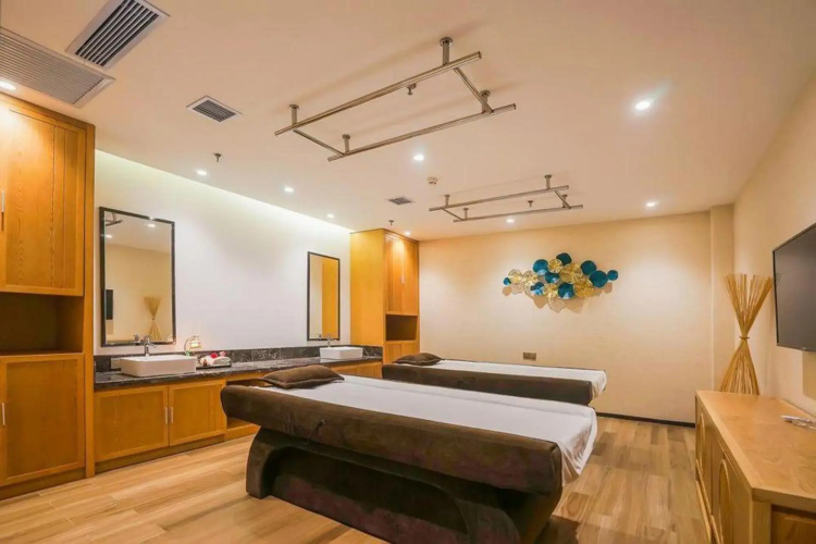 Shuimu City Hot Spring Holiday Hotel
