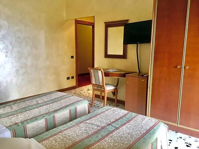 Standard Double room with view