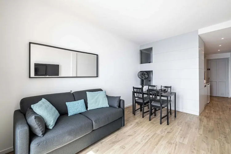 Charming Appt - 1bd/4p- sea View - Antibes Centre