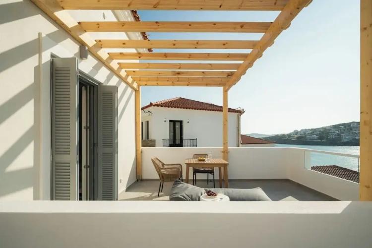 Classic Double room with balcony and with city view