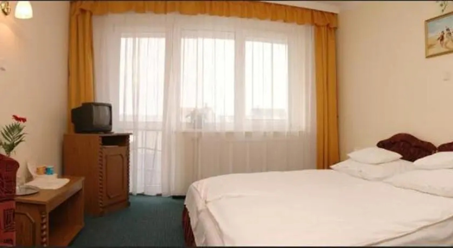 Kincsem Wellness Hotel