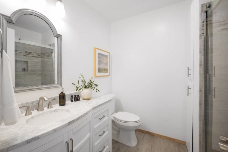 4 Bedrooms Cottage