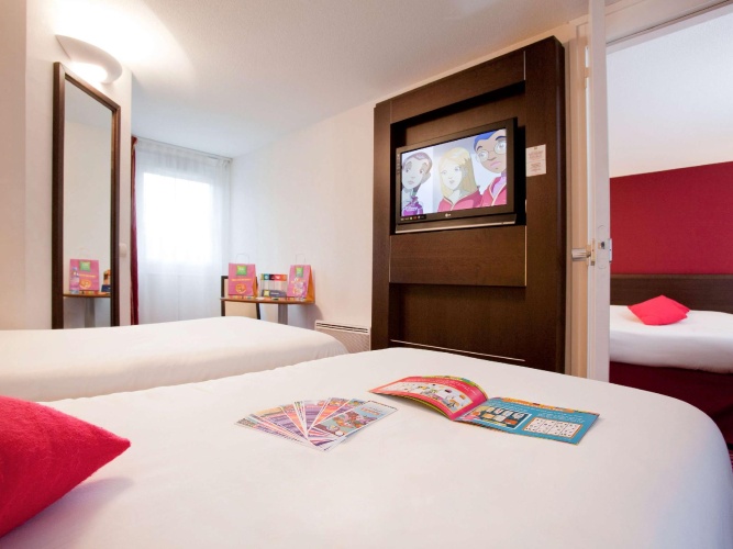 Standard Family Suite