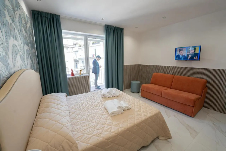 P.C. BOUTIQUE H. LIFESTYLE NAPOLI CENTRO by ClaPa Group Dislocated Hospitality