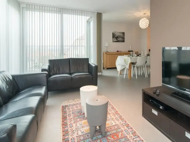Penthouse in Ostend With sea View Dining