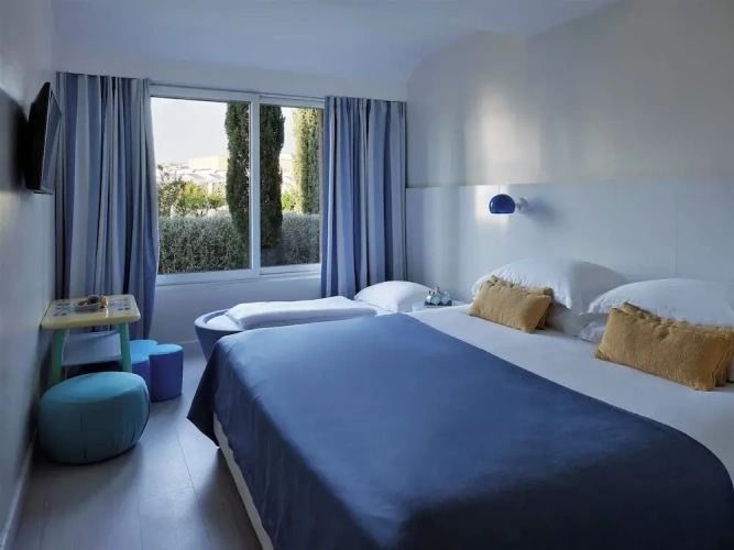 Standard Double room with park view