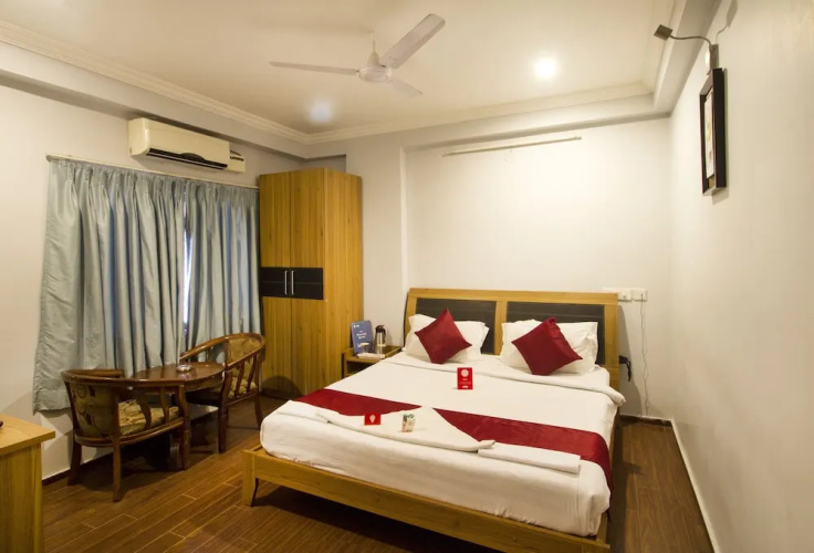 OYO 7552 Hotel SVM Grand