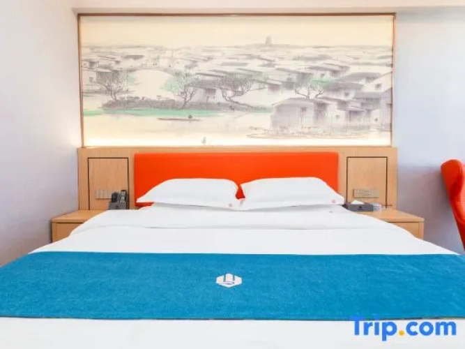 1 Bedroom Luxury Suite