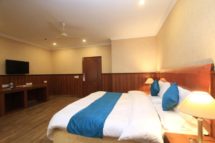 Hotel Empire International - Koramangala