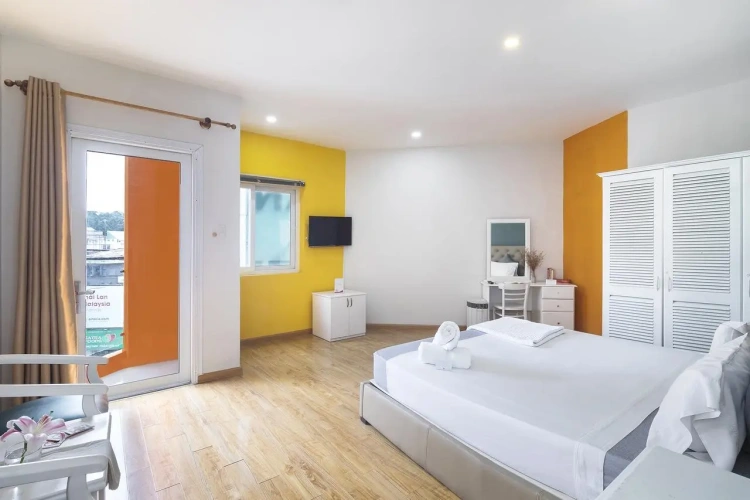 Deluxe Triple room