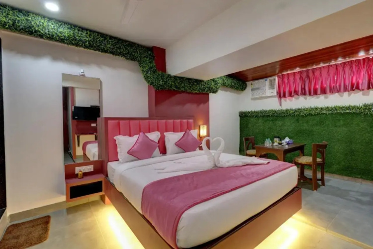 OYO 17371 Platinum Inn