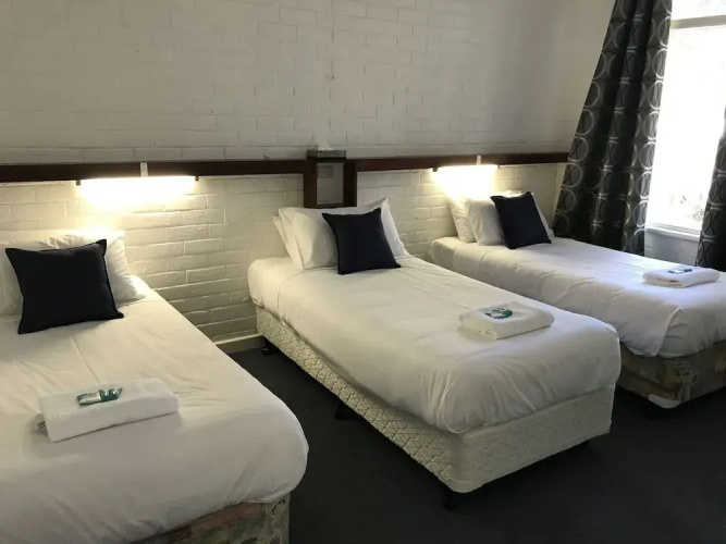 Walpole Hotel Motel