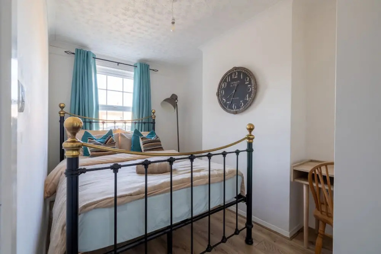 West Dartford Teal House