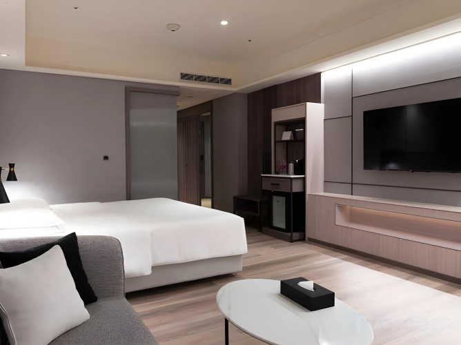 E-Da Royal Hotel
