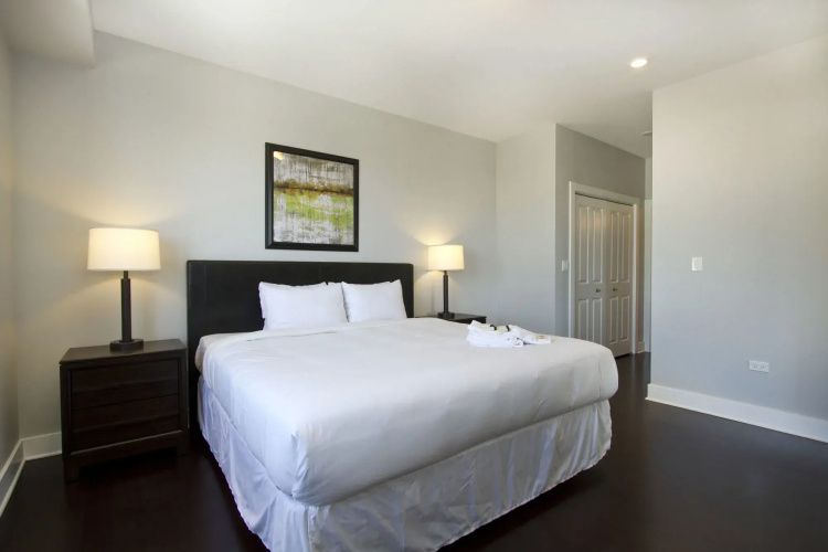 Handsome 2BR in West Loop by Sonder
