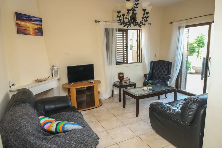 3 Bedrooms Villa
