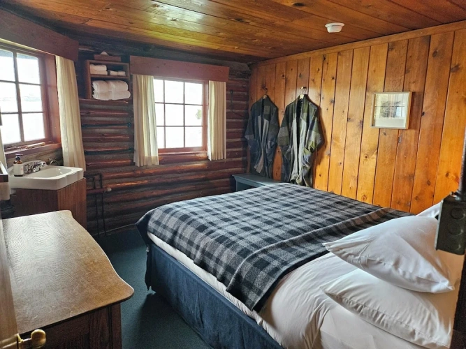 Standard Double room with water view
