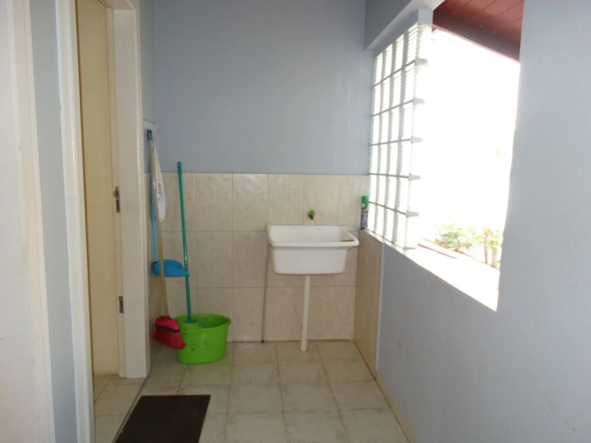 Apartment 2D with 1 Suite & View - 235