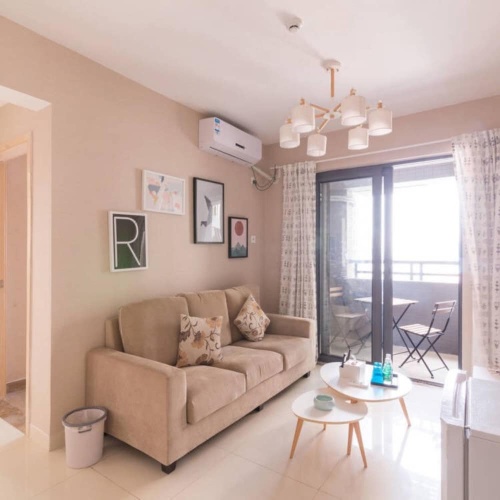 2 Bedrooms Apartment