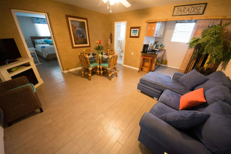 Camelot Beach Suites