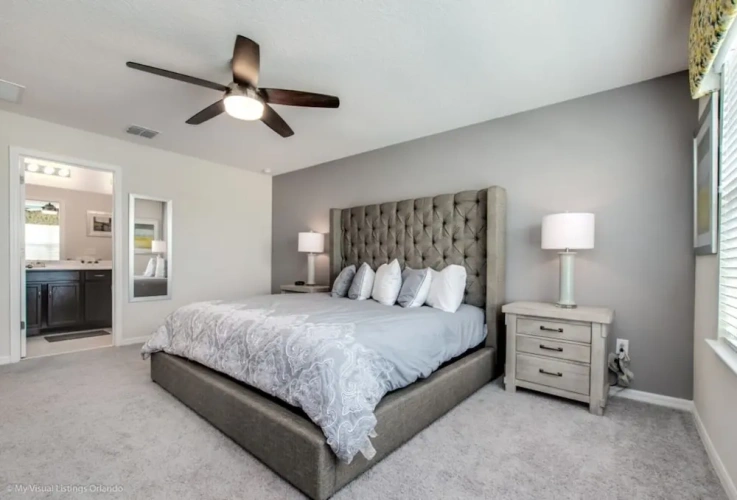 4 Bedrooms Villa
