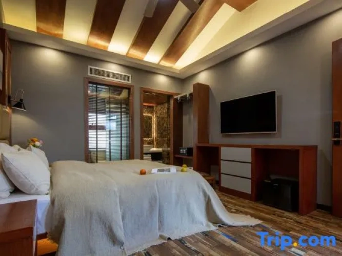 2 Bedrooms Deluxe Family Suite