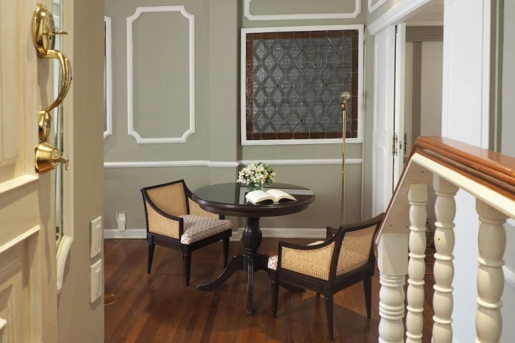 Classic Apartment